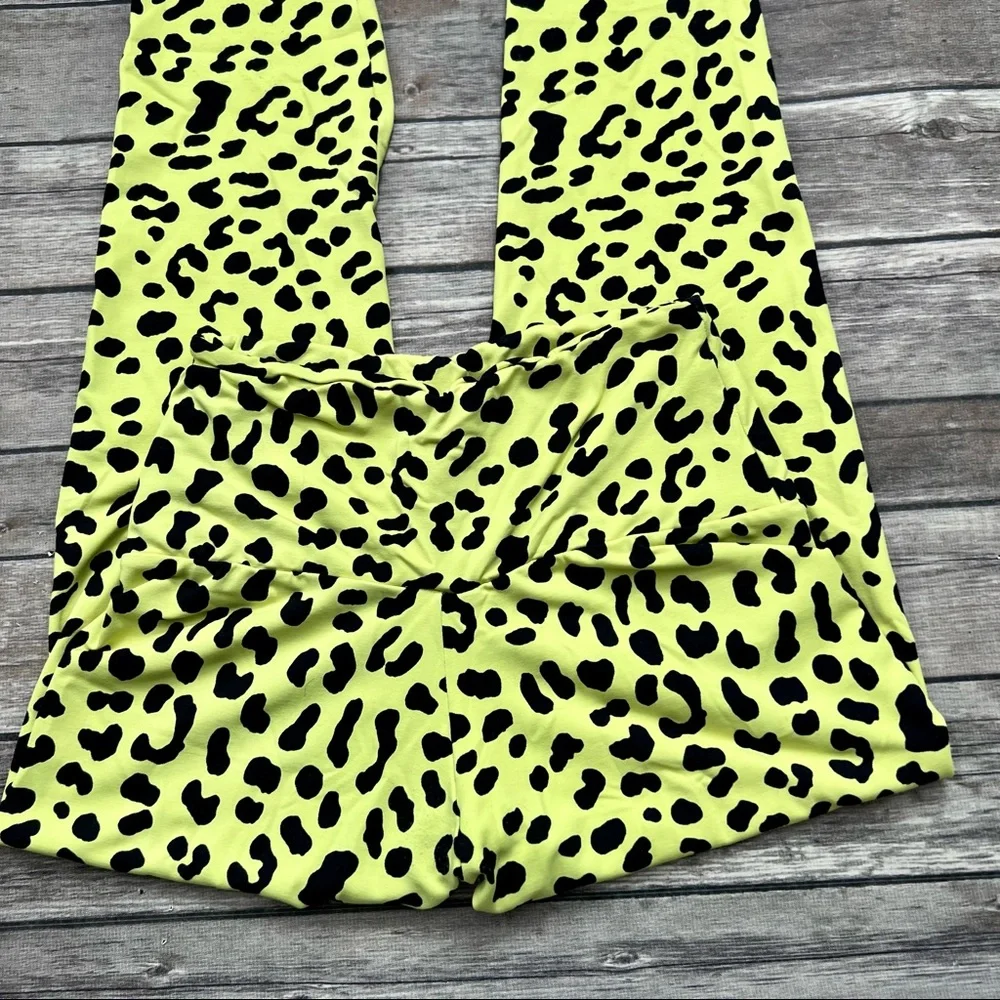Booty by Brabants Neon Yellow Amazon Baby Leopard Leggings OS - Picture 4 of 8